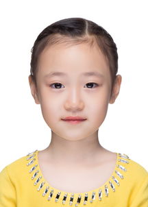 宏创制作各种证件公司制作专业证件照电子版：这份攻略让你告别重复拍摄烦恼